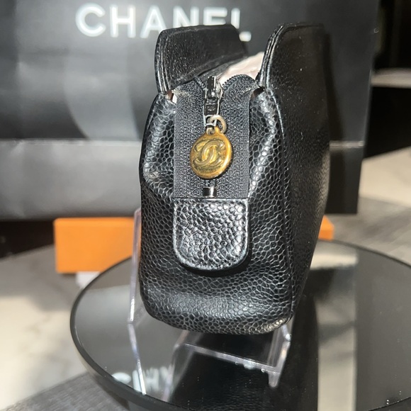 AUTHENTIC VINTAGE CHANEL CAVAIR ZIPPER CLUTCH/POUCH BUNDLE - Picture 6 of 11